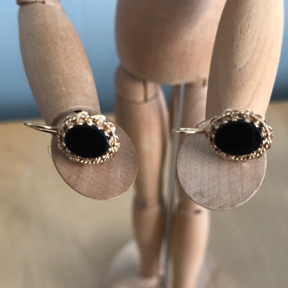 Jewelry - 14k Gold & Onyx Earrings